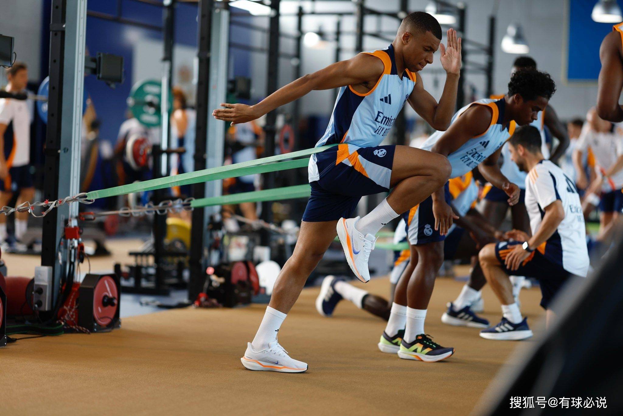 法国篮球联赛创新赛制，吸引更多球迷关注的简单介绍