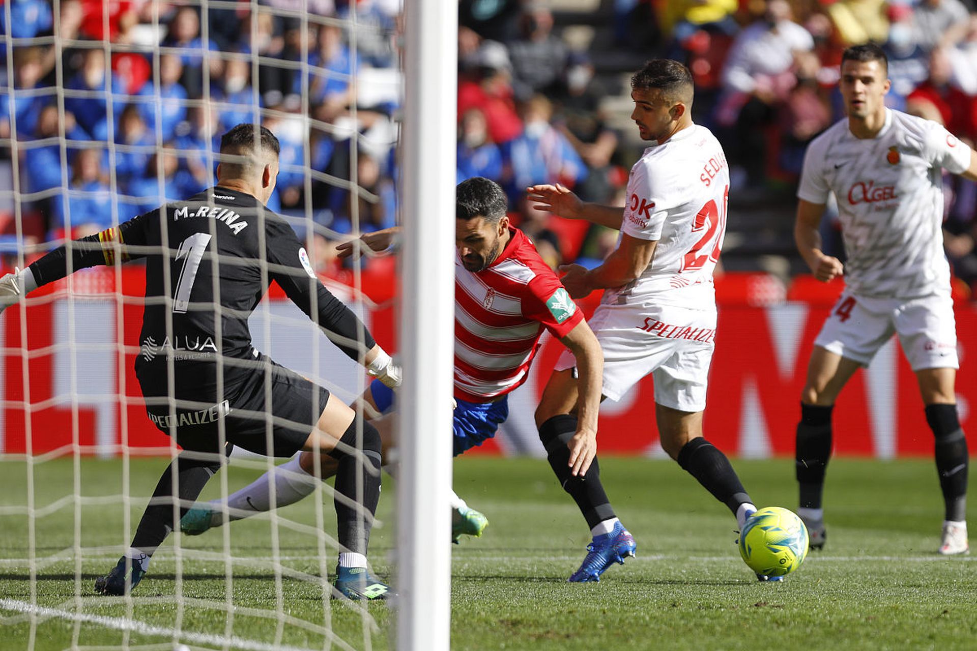 九游体育登录-格拉纳达击败瓦伦西亚，豪取四连胜