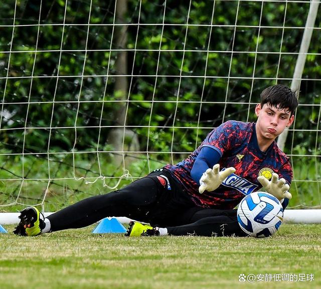 九游体育网页版-汉堡队客场战胜对手，球员信心大增