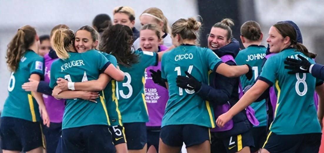 九游体育app下载-包含为荣誉而战！女足队员们继续努力的词条