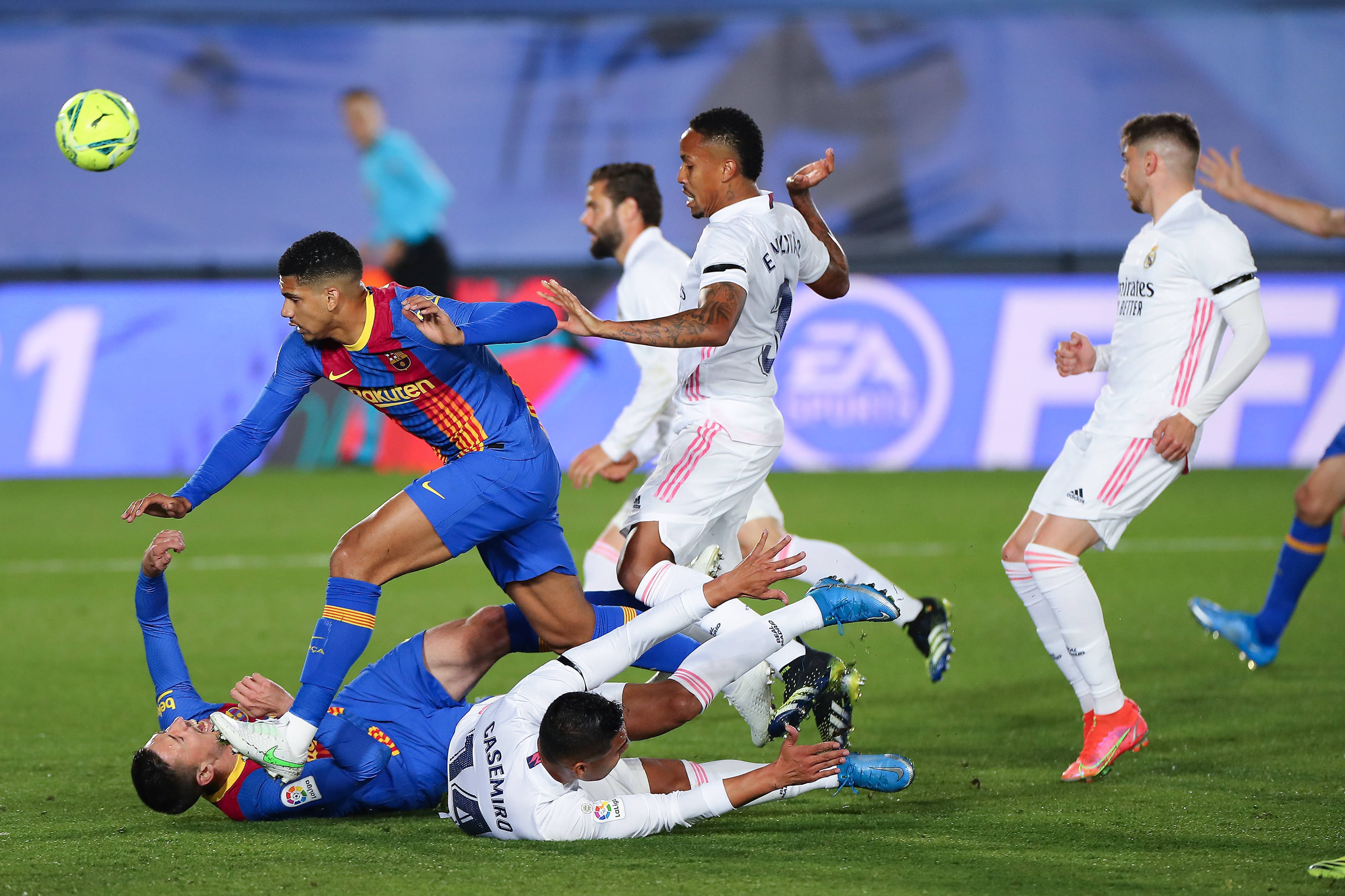 九游体育官方入口-包含皇马vs格拉纳达：胜负之争一触即发的词条