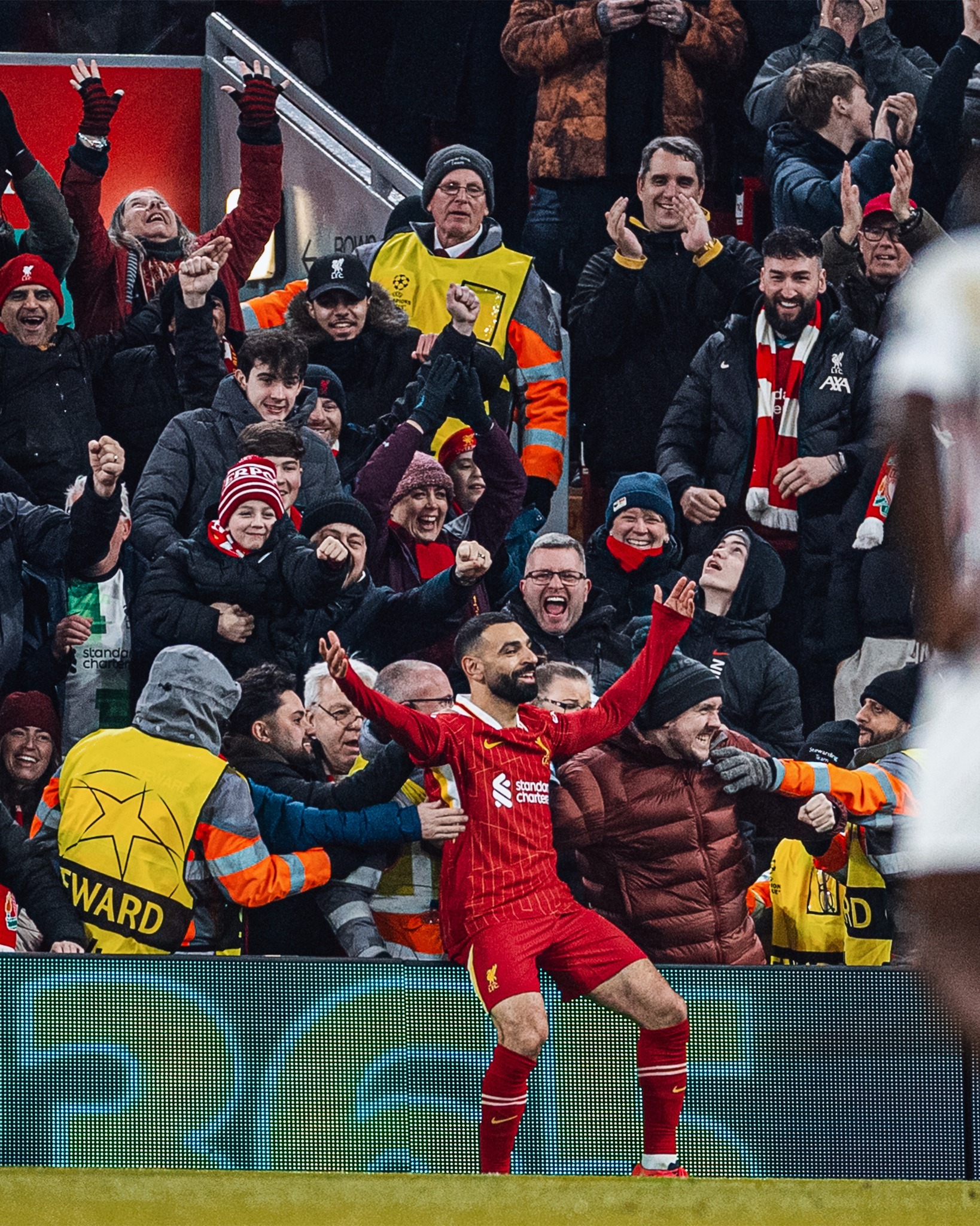 九游体育网页版-利物浦中场传球精准，助攻连连取胜