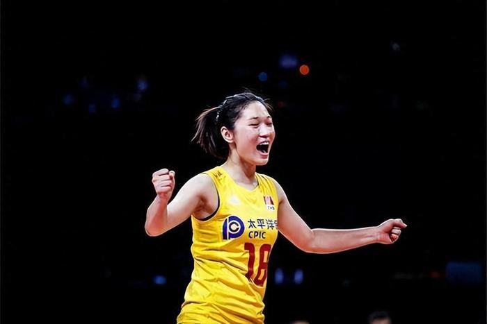 关于排球比赛强势登顶！俄罗斯队夺魁引发掌声！的信息