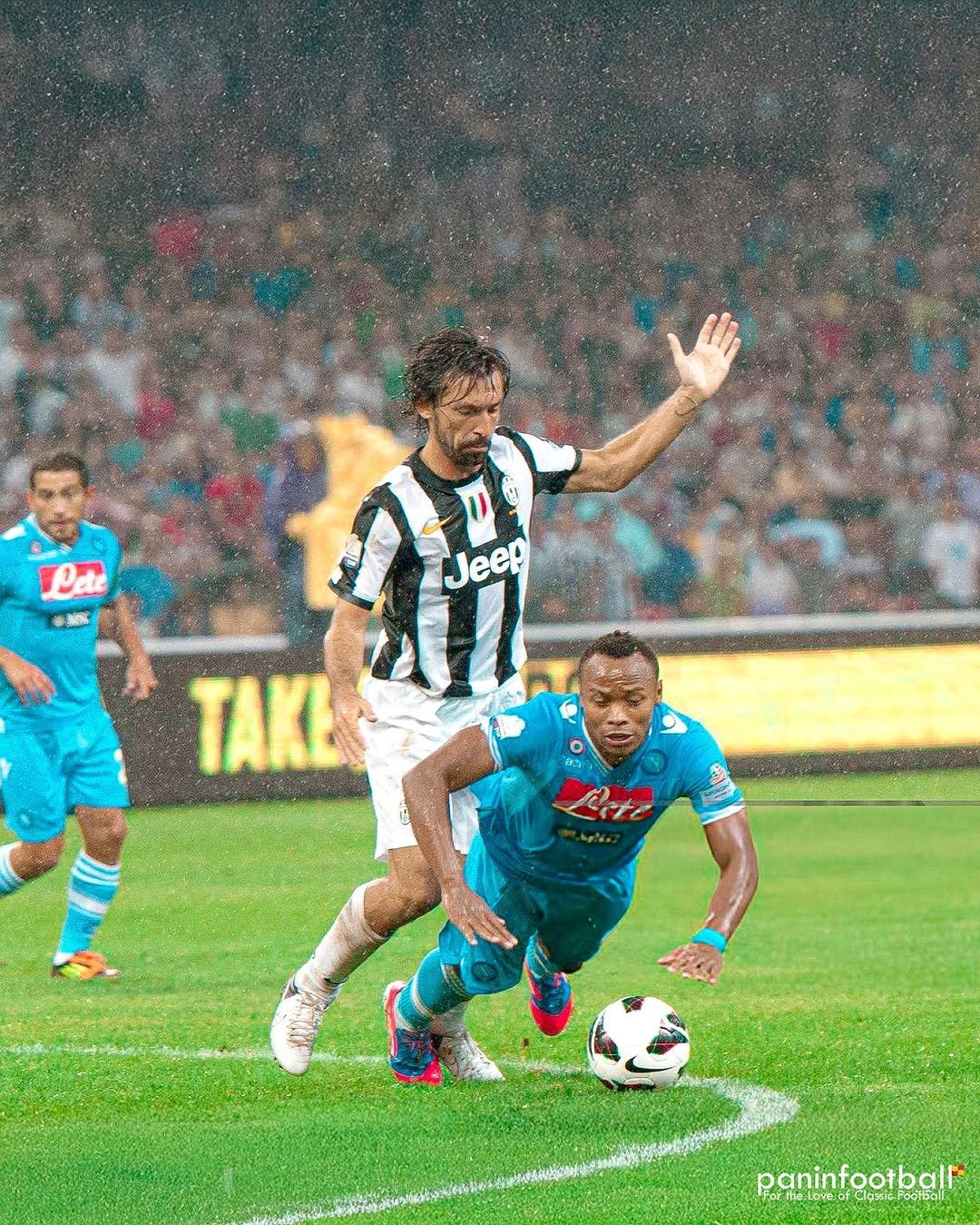 那不勒斯主场横扫克罗托内,连胜势头迅猛 那不勒斯主场横扫克罗托内,连胜势头迅猛