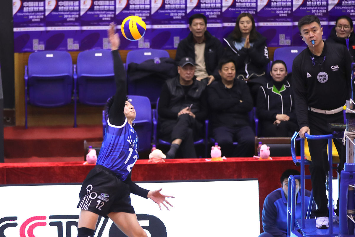 关于蓝军不敌对手，遗憾止步八强的信息