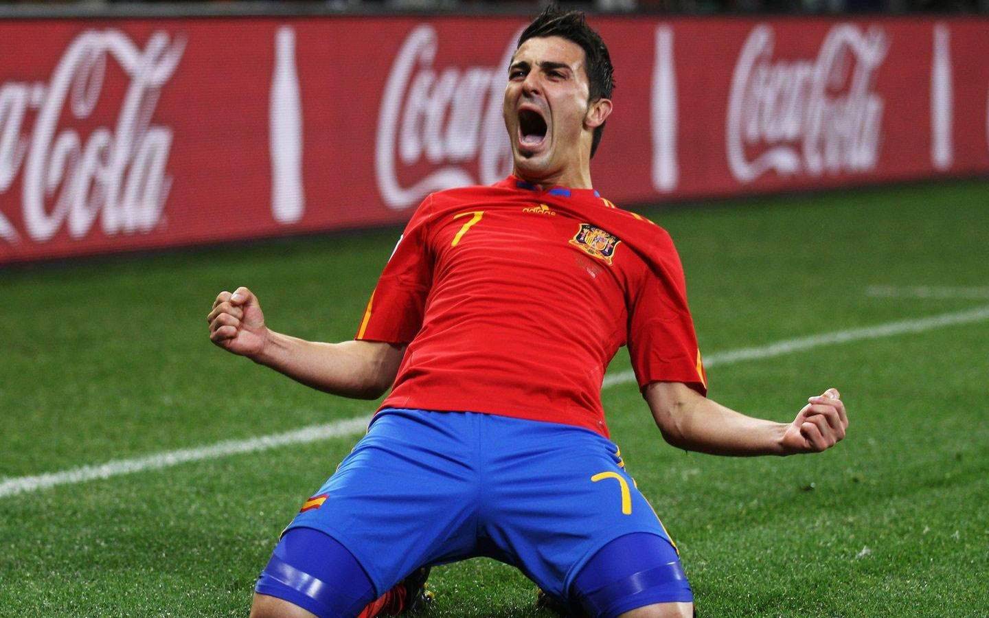 西班牙足球极致对决，球员发挥出色