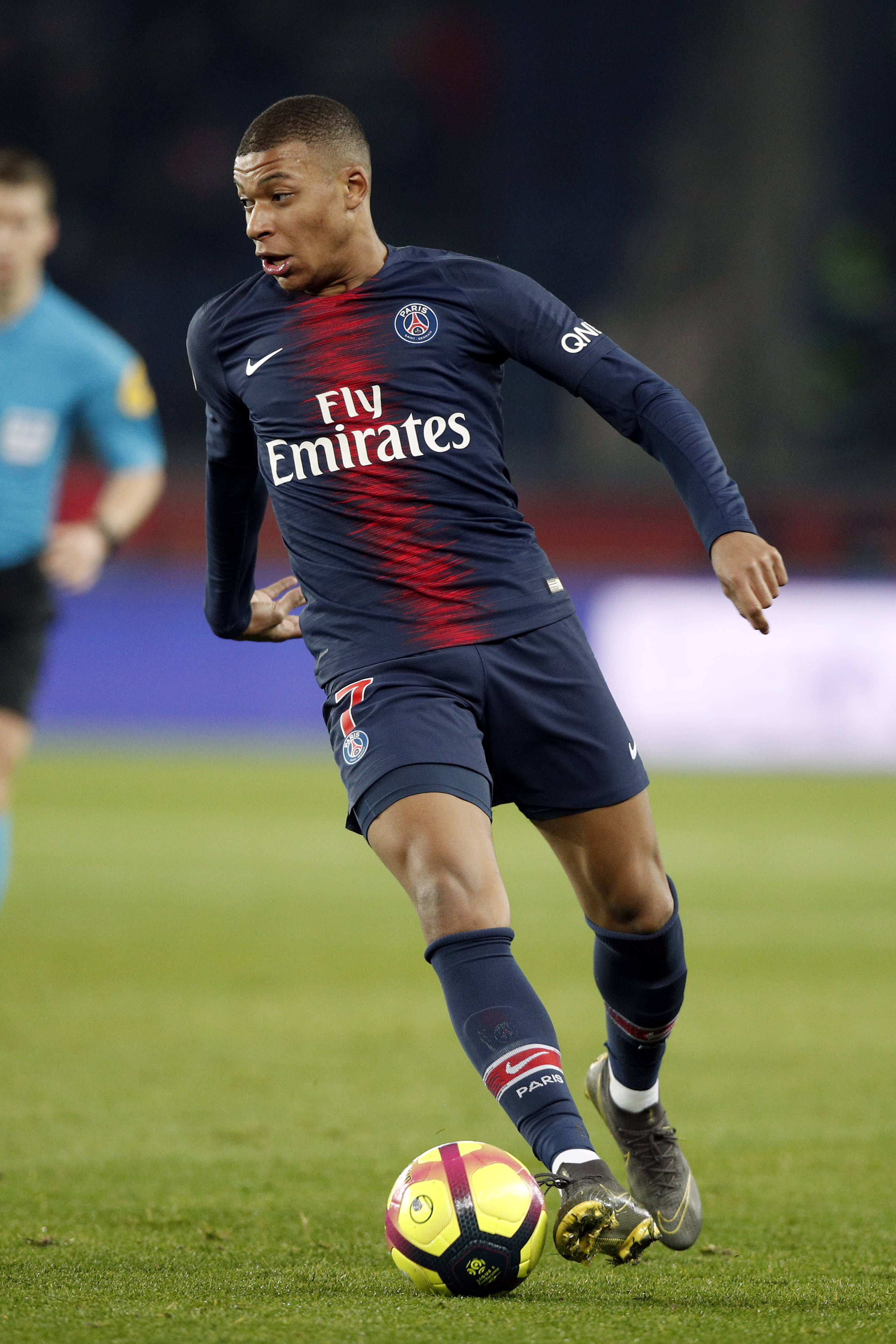 九游体育在线-法国国家队主场取胜，欧洲杯资格锁定