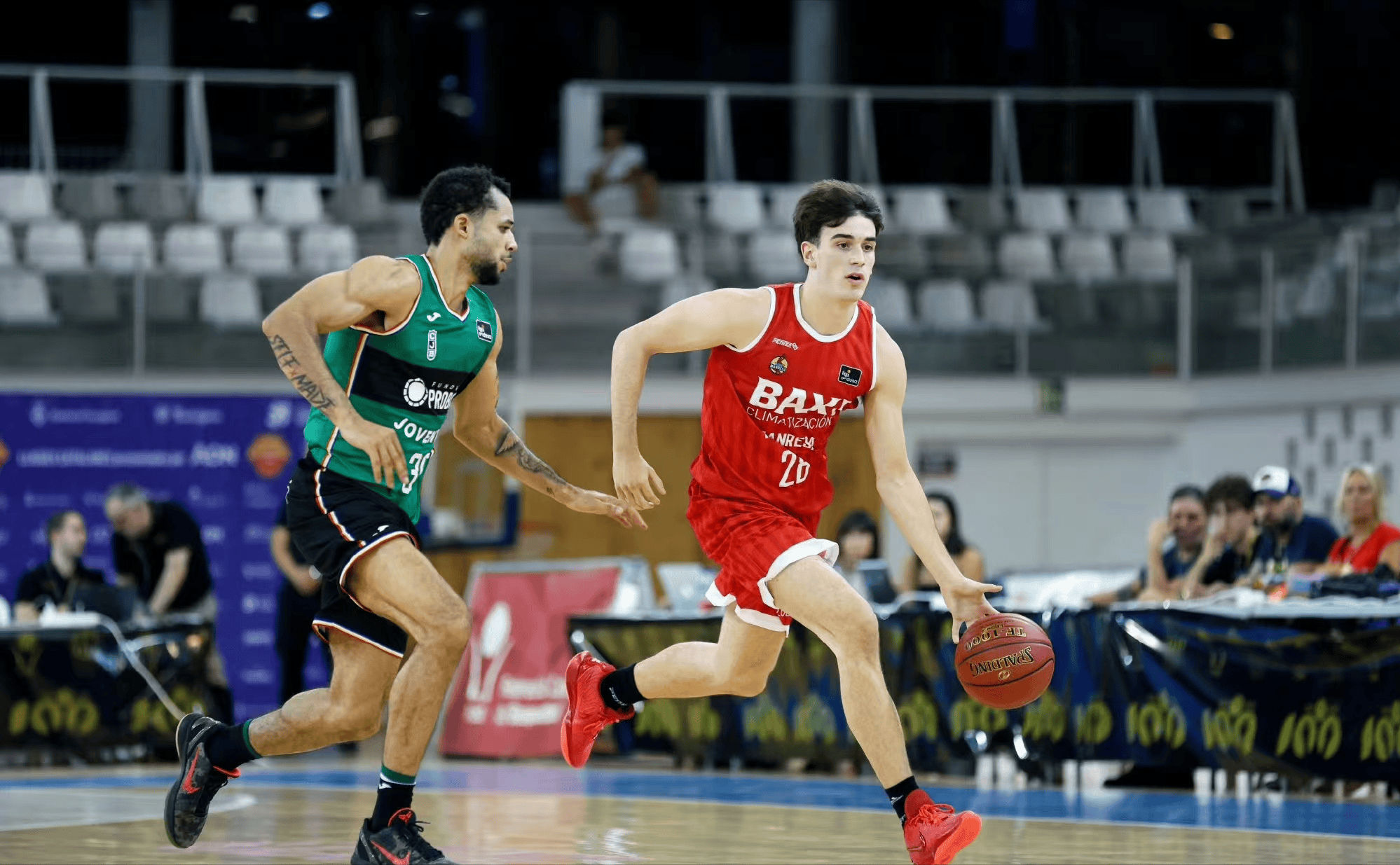 包含欧洲篮球联赛开启季前训练营，热身赛多场精彩的词条