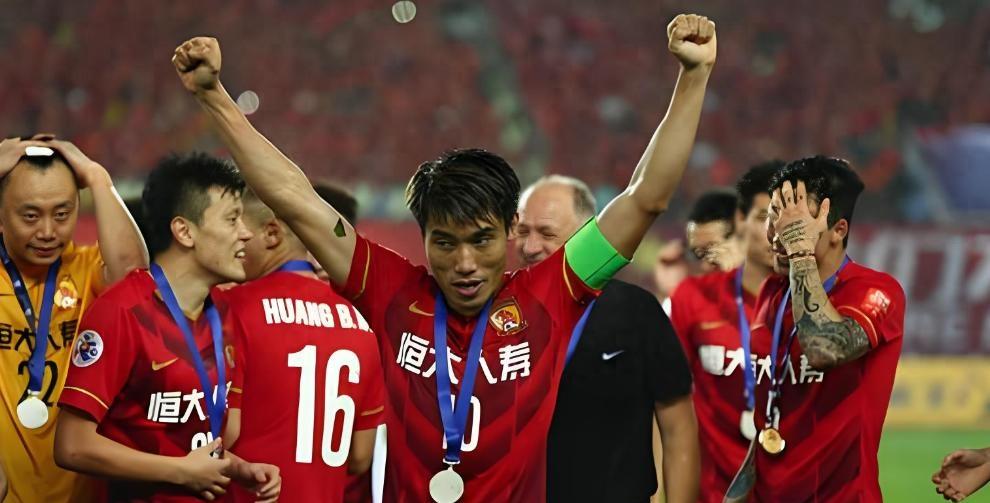 九游体育入口-广州恒大攻势如潮，关键在于保持进攻节奏和团队合作精神的简单介绍