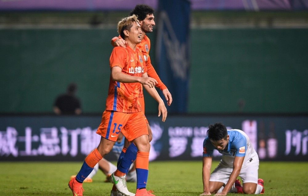 九游体育官方登录入口-人客场横扫对手，赢得四连胜