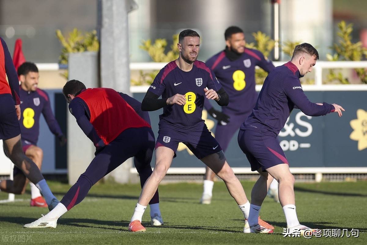 包含阿尔巴尼亚队在欧预赛中操练出完美表现的词条