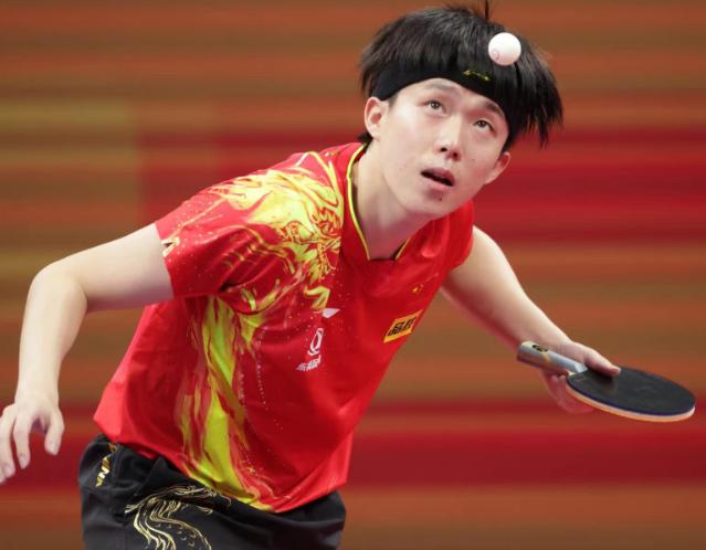 科隆在客场硬仗中见招拆招，最终战胜对手的简单介绍