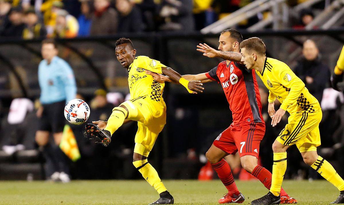 包含阿雅克肖客场不敌瓦朗谢纳，陷入低迷的词条