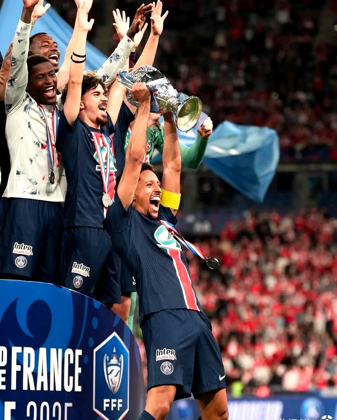 九游体育app下载-皇马绝杀巴黎，再登欧冠决赛之巅