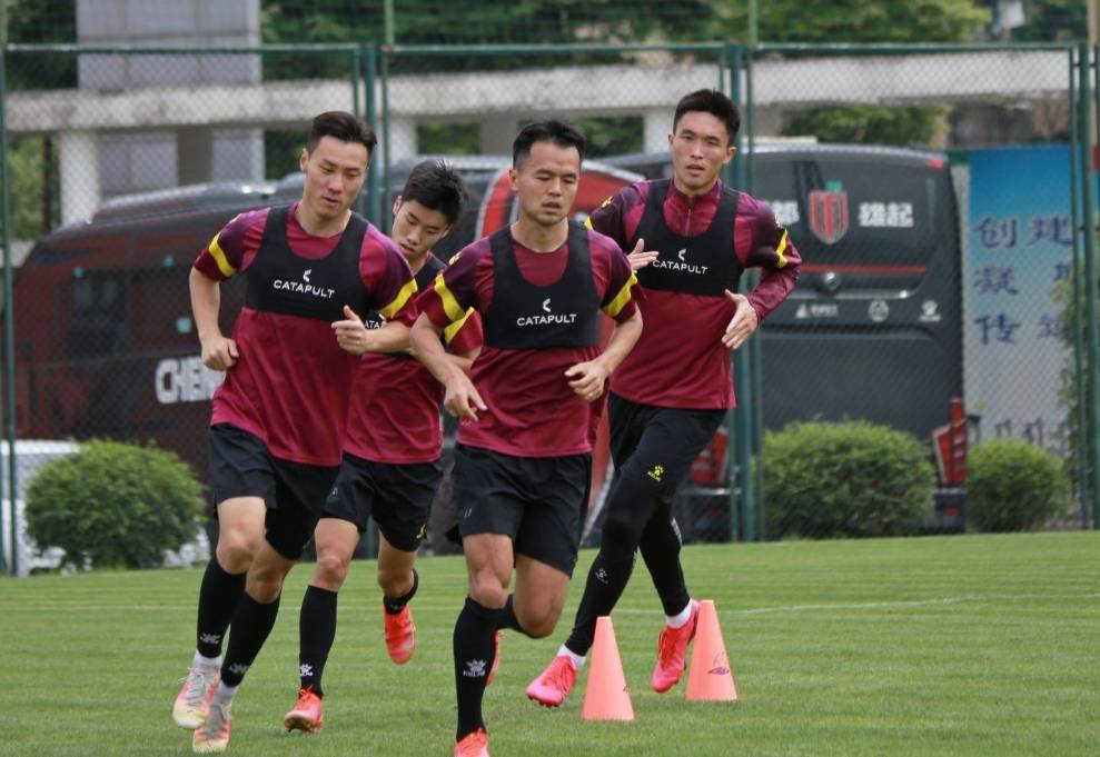 九游体育网页版登录入口-防线坚固，曼谷球队全力拼搏的简单介绍