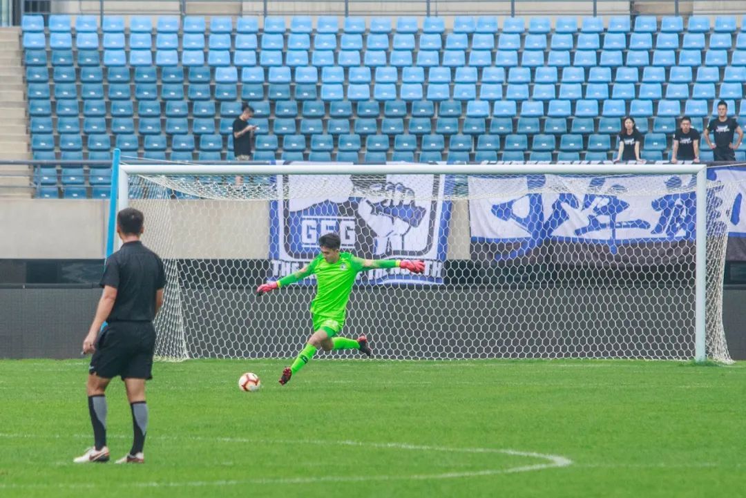 青海男篮新星崭露头角，一战成名惊艳球迷