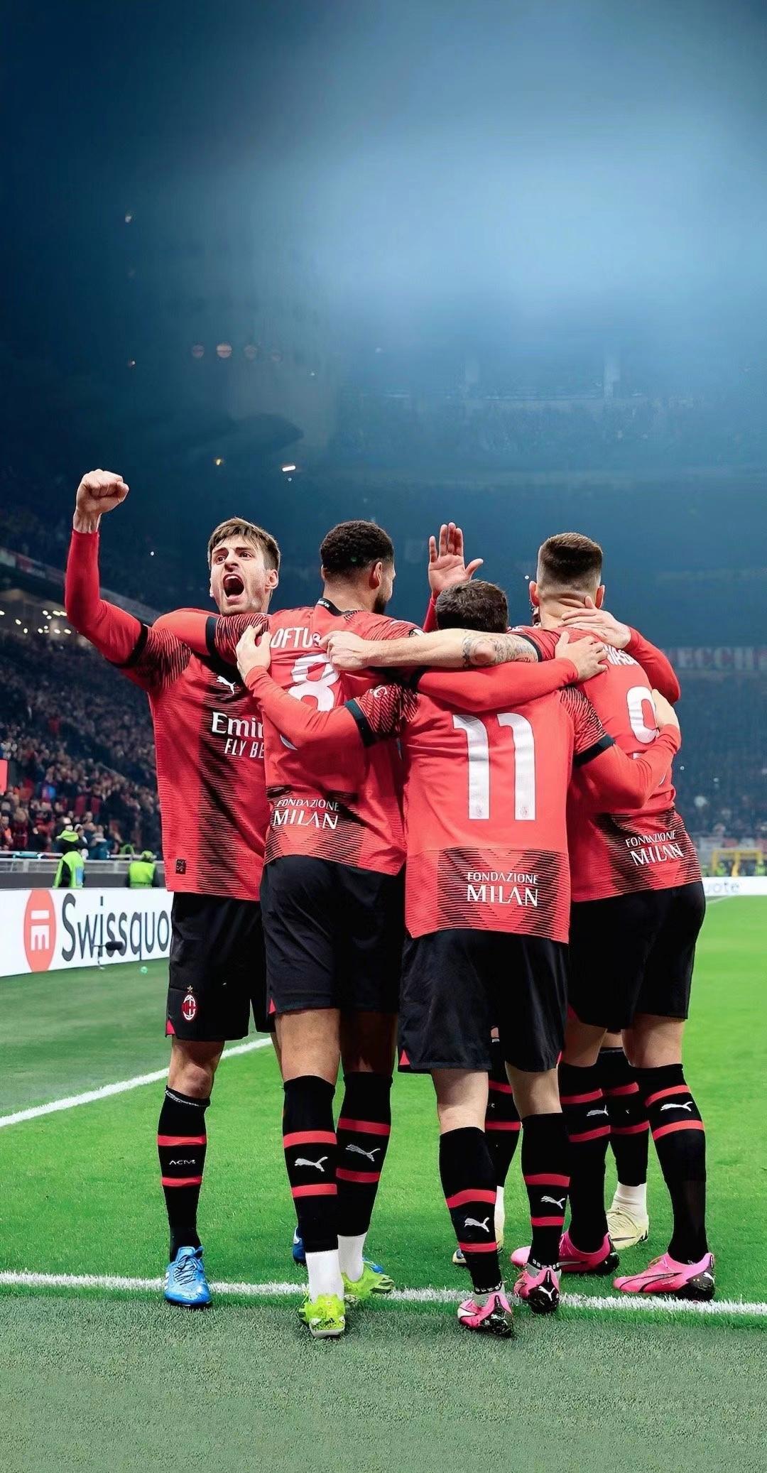 关于佛罗伦萨周中比赛失利:备受球迷批评的信息 关于佛罗伦萨周中比赛失利:备受球迷批评的信息